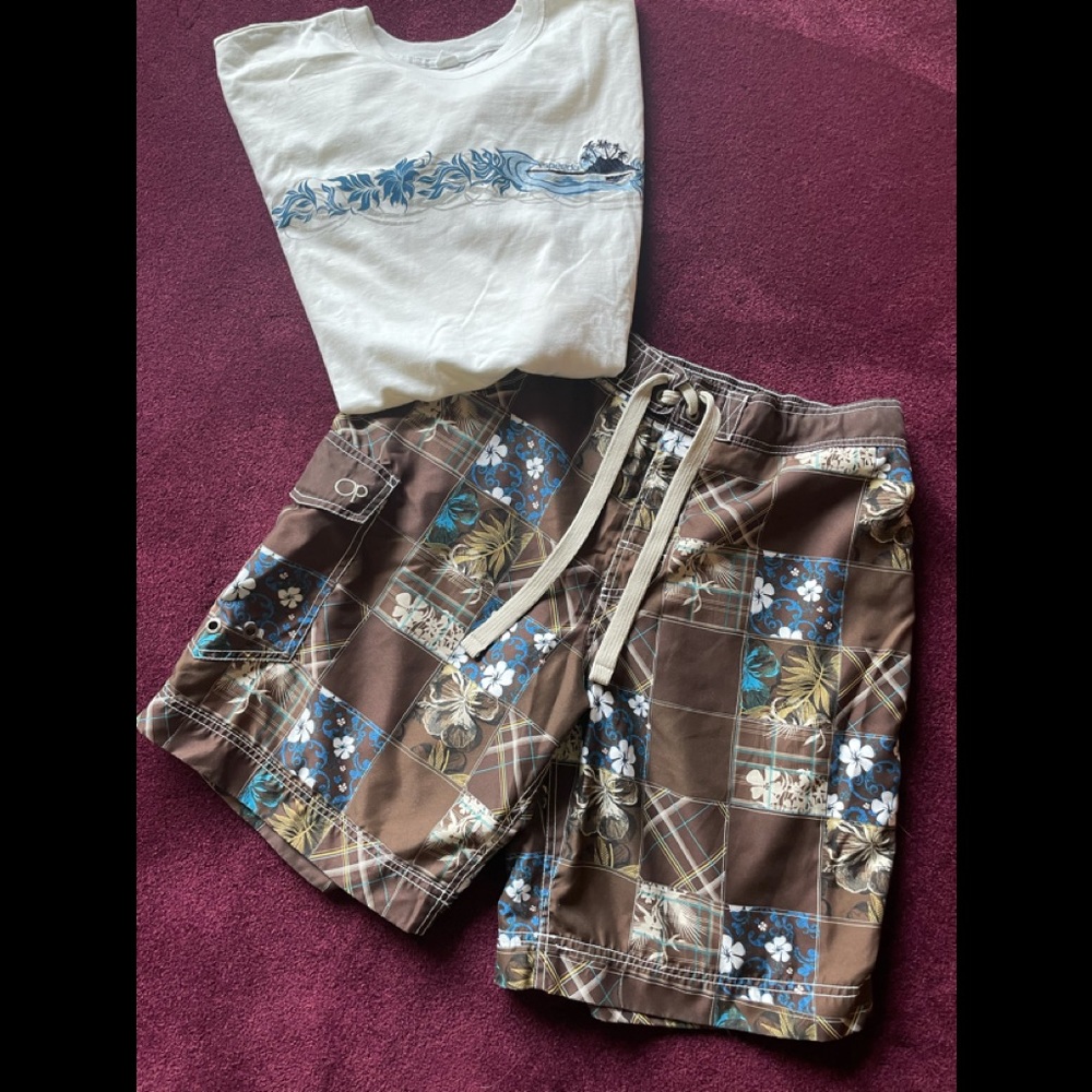 Men’s size large swim shorts